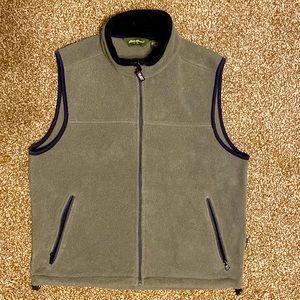 Eddie Bauer mens vest -green size small